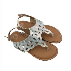 💛3 for $10 Wonder Mation Rhinestone Sandals